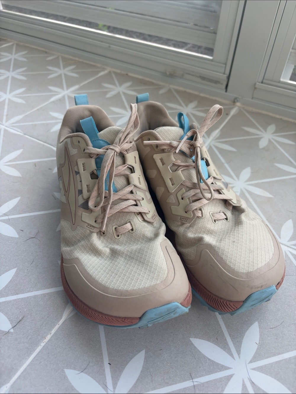 Altra Women's Tan Lone Peak 7 Running Sneakers